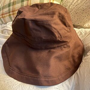 New brown bucket hat